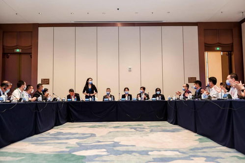 柔宇柔性電子亮相中非經(jīng)貿(mào)博覽會(huì)，以創(chuàng)新技術(shù)架設(shè)經(jīng)貿(mào)合作新橋梁